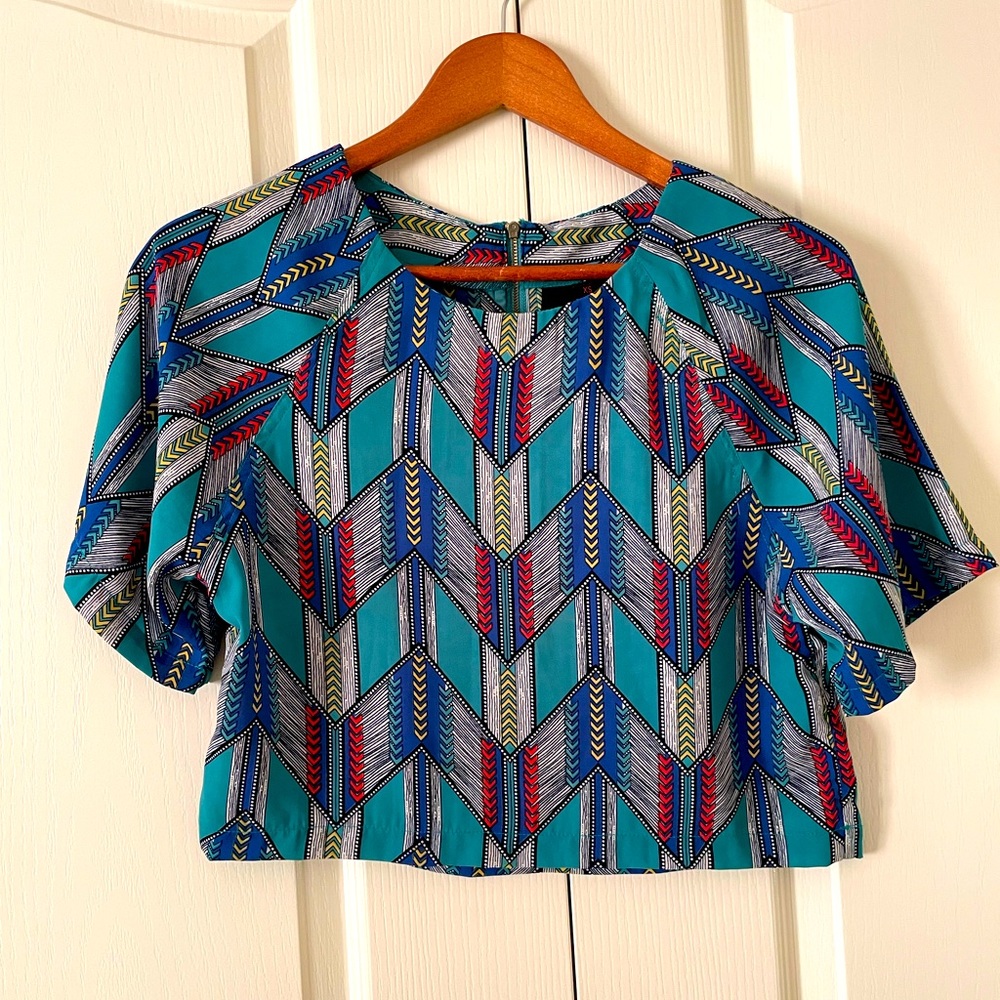 Fun crop-top xs